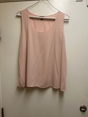Ann Taylor Soft Blush Pink Sleeveless Scoop Neck Tank